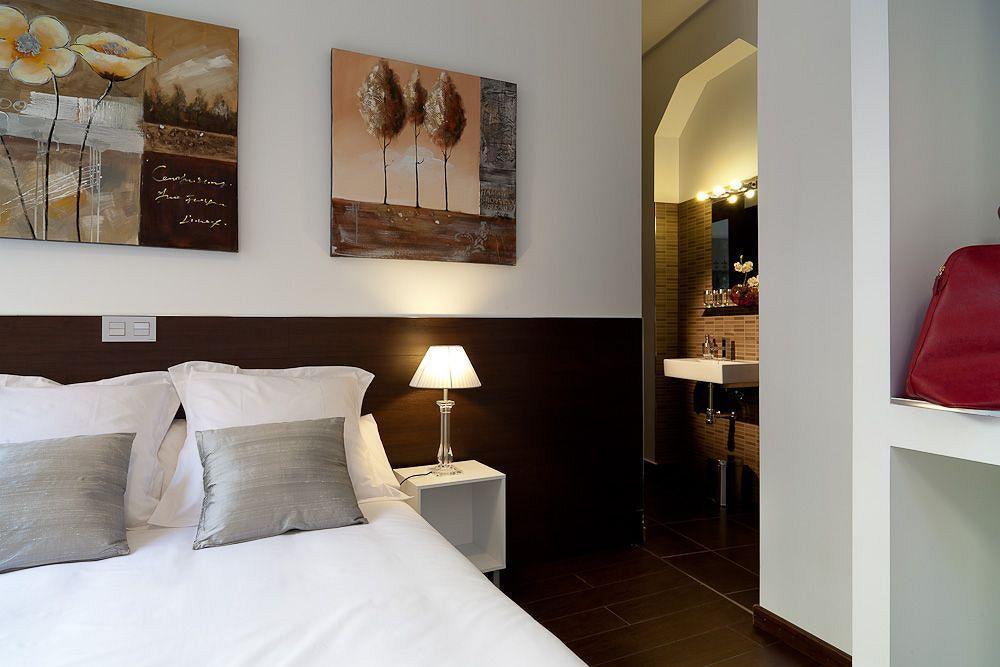 THC Latina Hostel Madrid Exterior foto