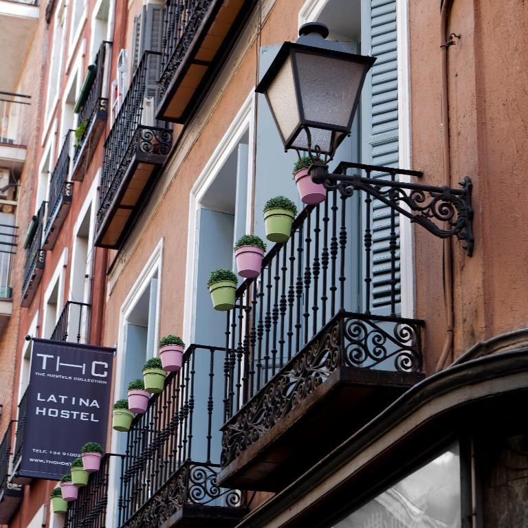 THC Latina Hostel Madrid Exterior foto