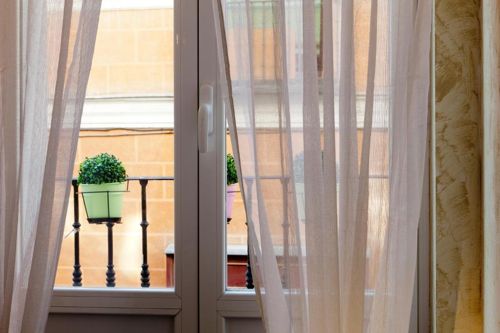 THC Latina Hostel Madrid Exterior foto